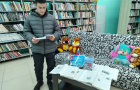 Обзор у книжной выставки «Три года вместе: 30 сентября – День воссоединения новых регионов с Россией» был проведен в Варненской детской библиотеке