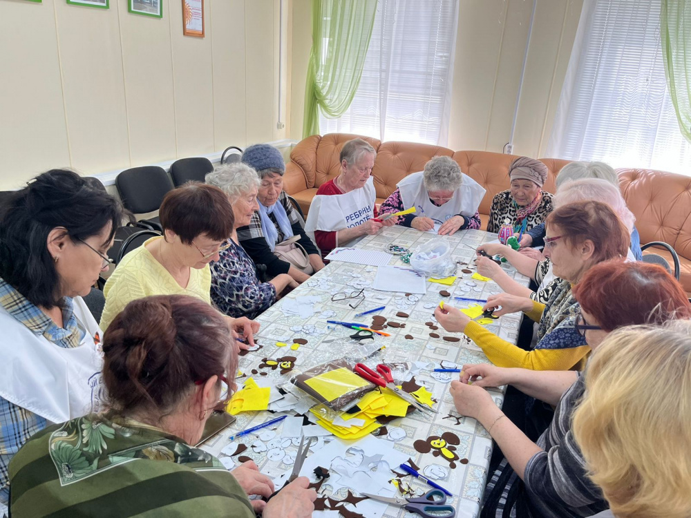 Поделки своими руками, детское творчество, дизайнерские идеи для дома от UHU