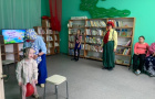 Развлекательно-игровая программа «Нам лето дарит звонкий праздник» прошел в Варненской детской библиотеке.