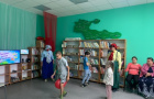 Развлекательно-игровая программа «Нам лето дарит звонкий праздник» прошел в Варненской детской библиотеке.